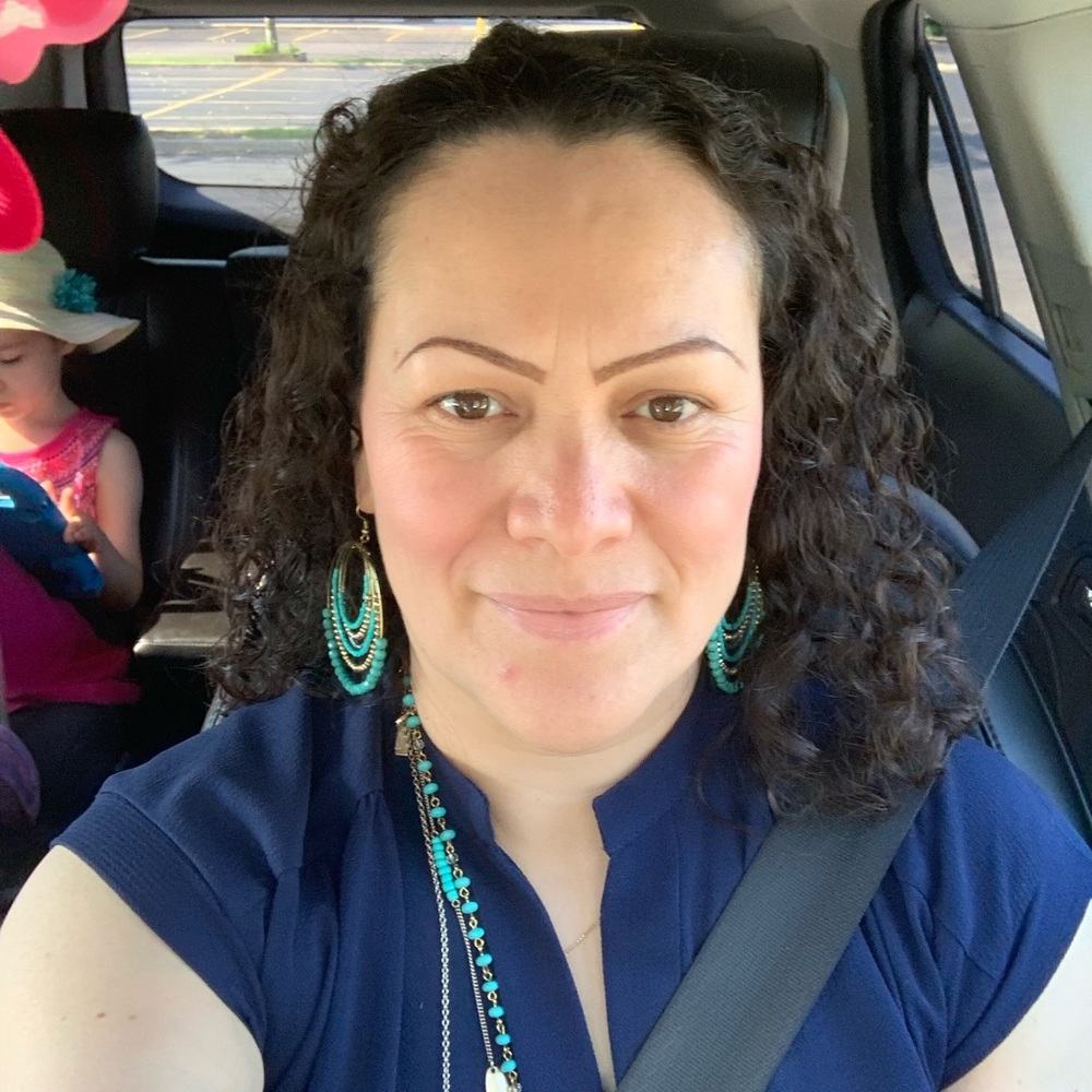 Meet your Posher, Maricela